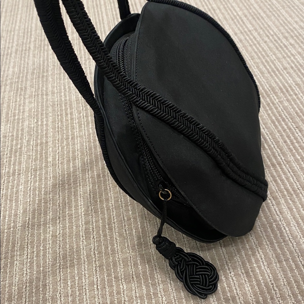 Vintage De Vecchi By Hamilton Hodge Stunning Bag with Double Rope Shoulder Strap
